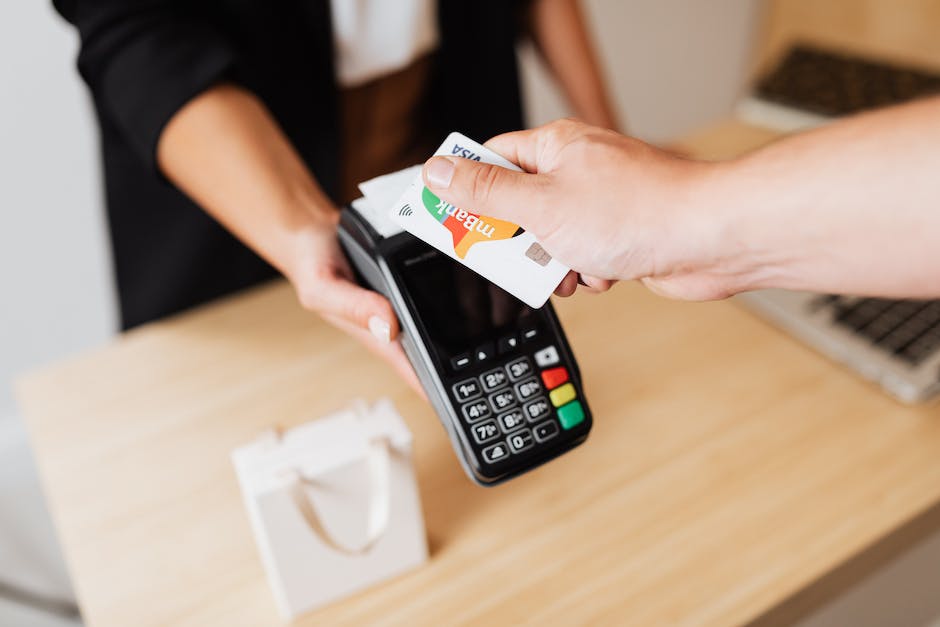  Kreditkarte verwenden, um online zu bezahlen