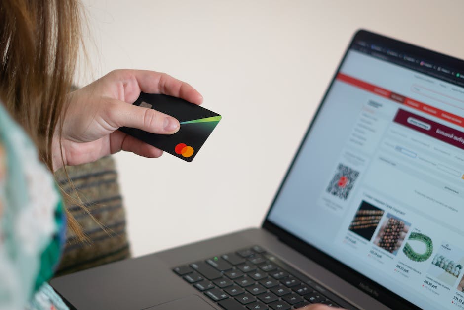 DKB-Kreditkarte: Abheben, Cashback-Rabatte und mehr erfahren